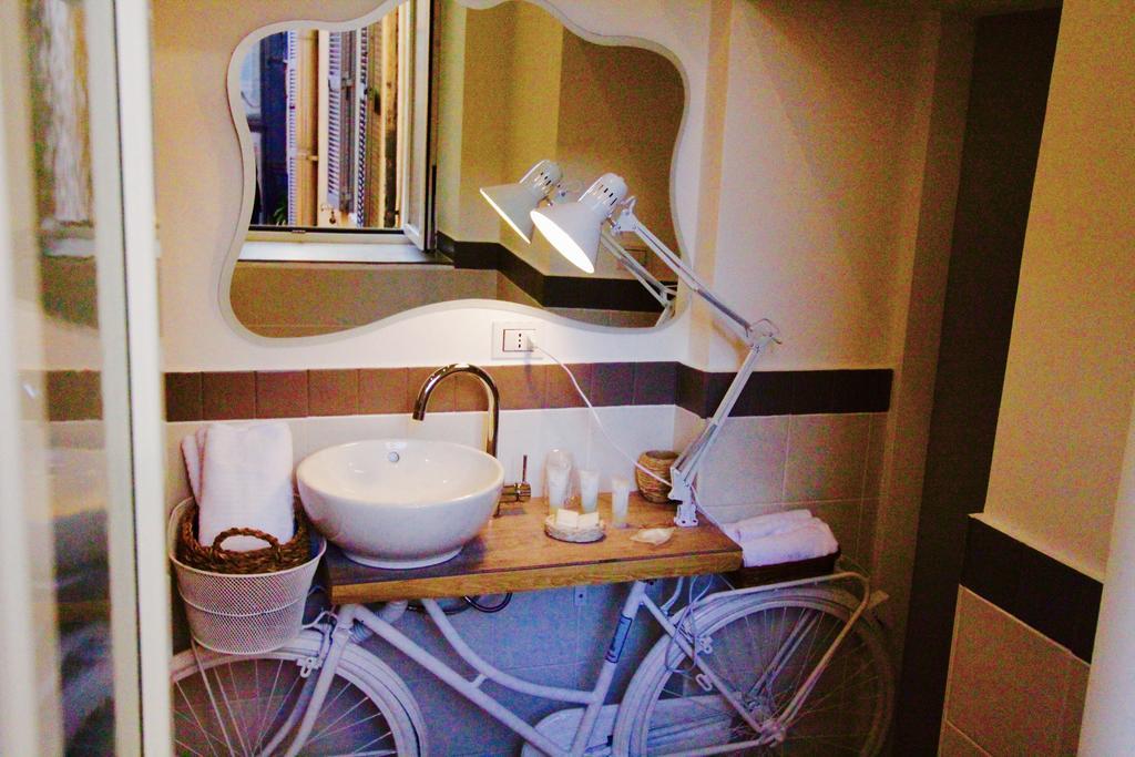 רומא Jacuzzi Rooms מראה חיצוני תמונה