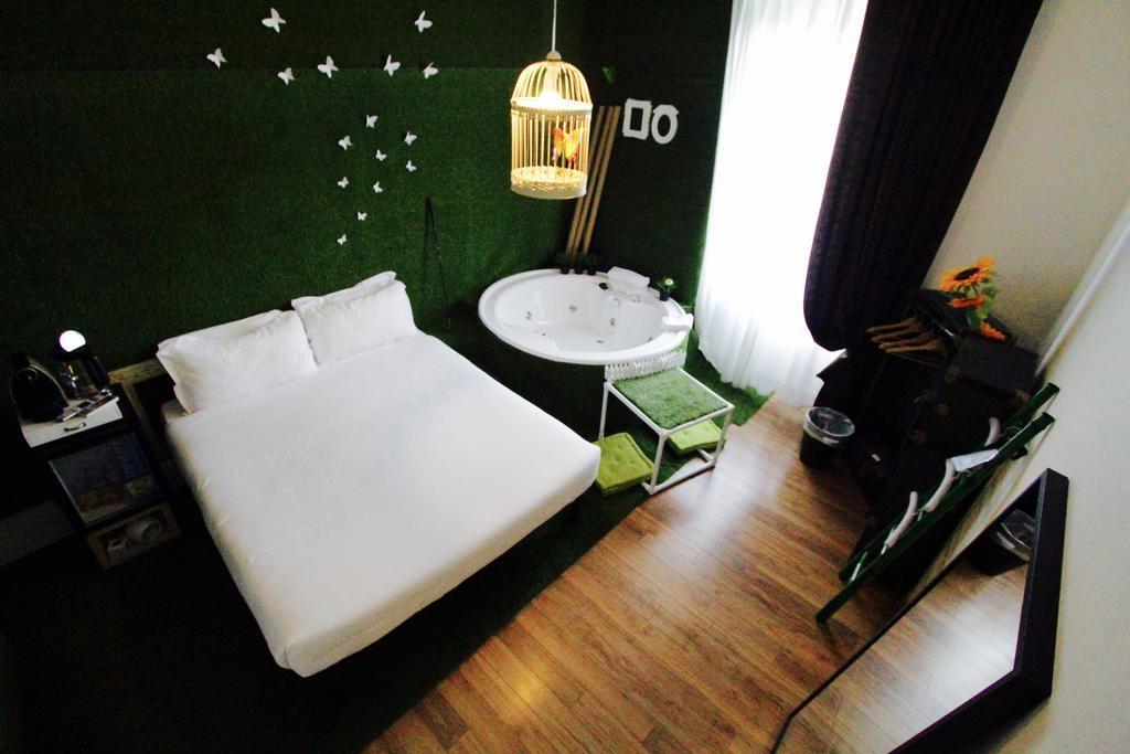 רומא Jacuzzi Rooms מראה חיצוני תמונה